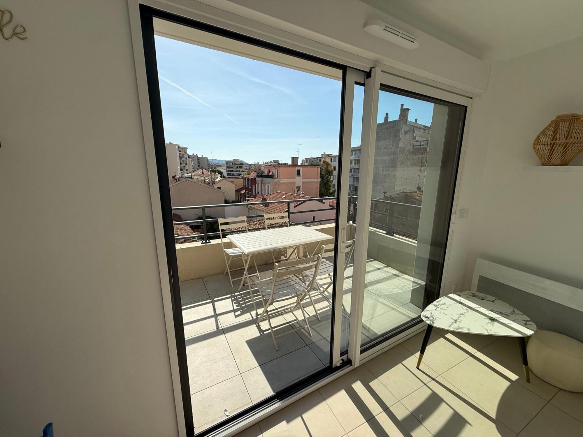 T2 Avec Terrasse Et Parking Prive Au Coeur De Nice Dış mekan fotoğraf